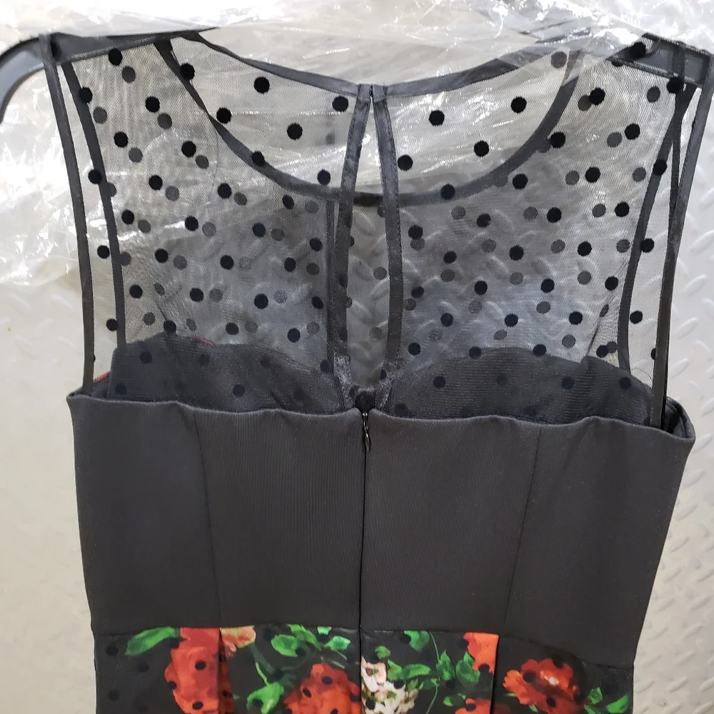 NWoT SD COLLECTION beauty netting overlay black / daring red floral (12) - Picture 6 of 13